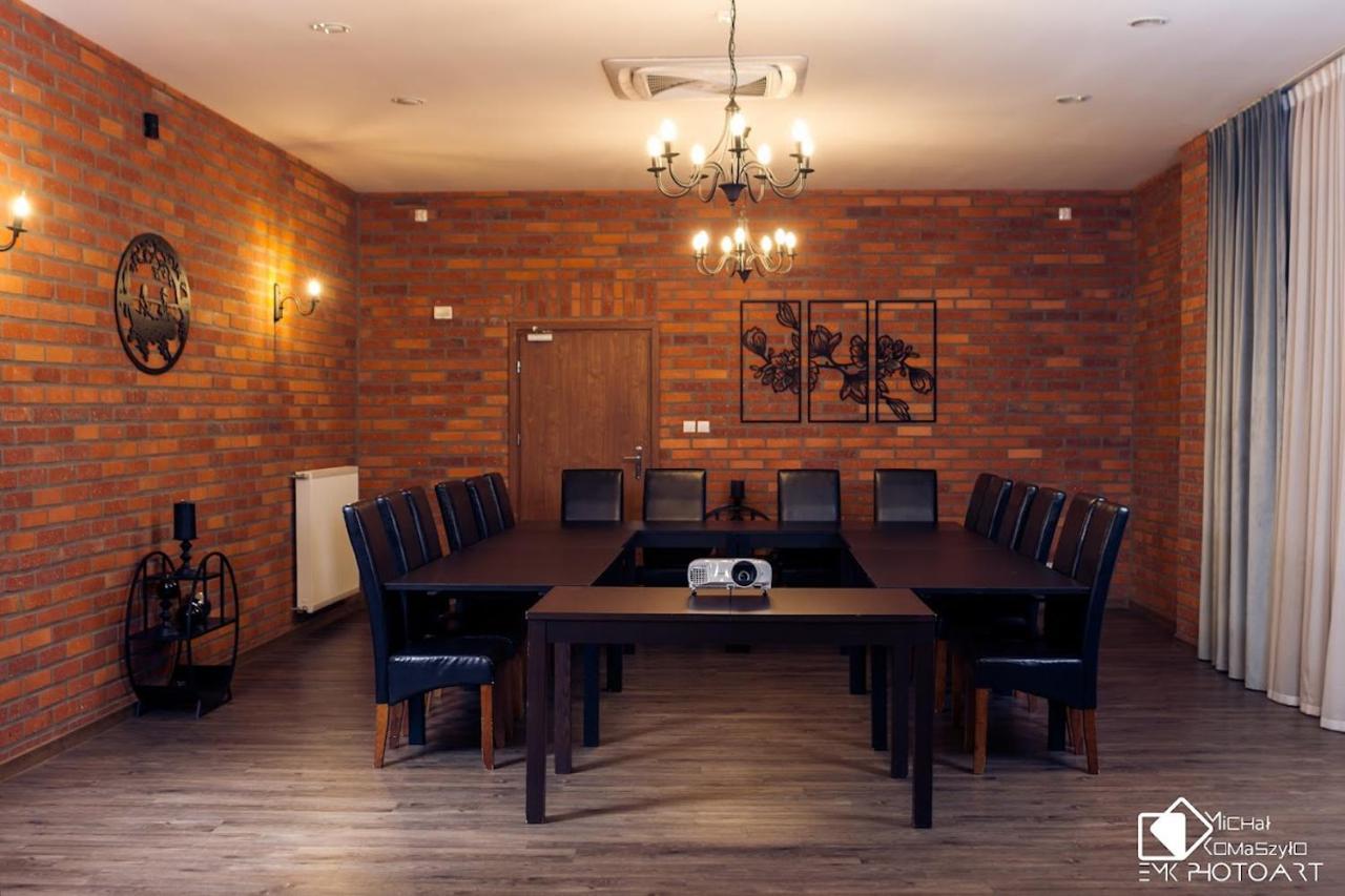 Stary Mlyn Hotel Świdnica Kültér fotó