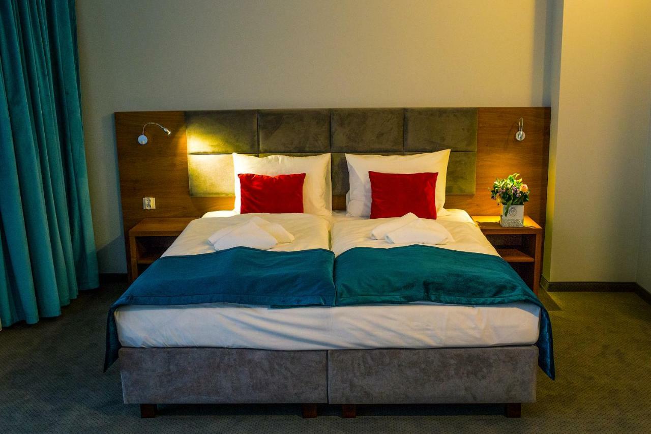 Stary Mlyn Hotel Świdnica Kültér fotó