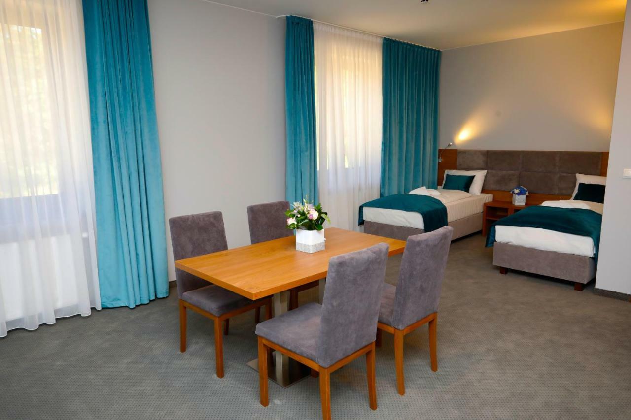 Stary Mlyn Hotel Świdnica Kültér fotó