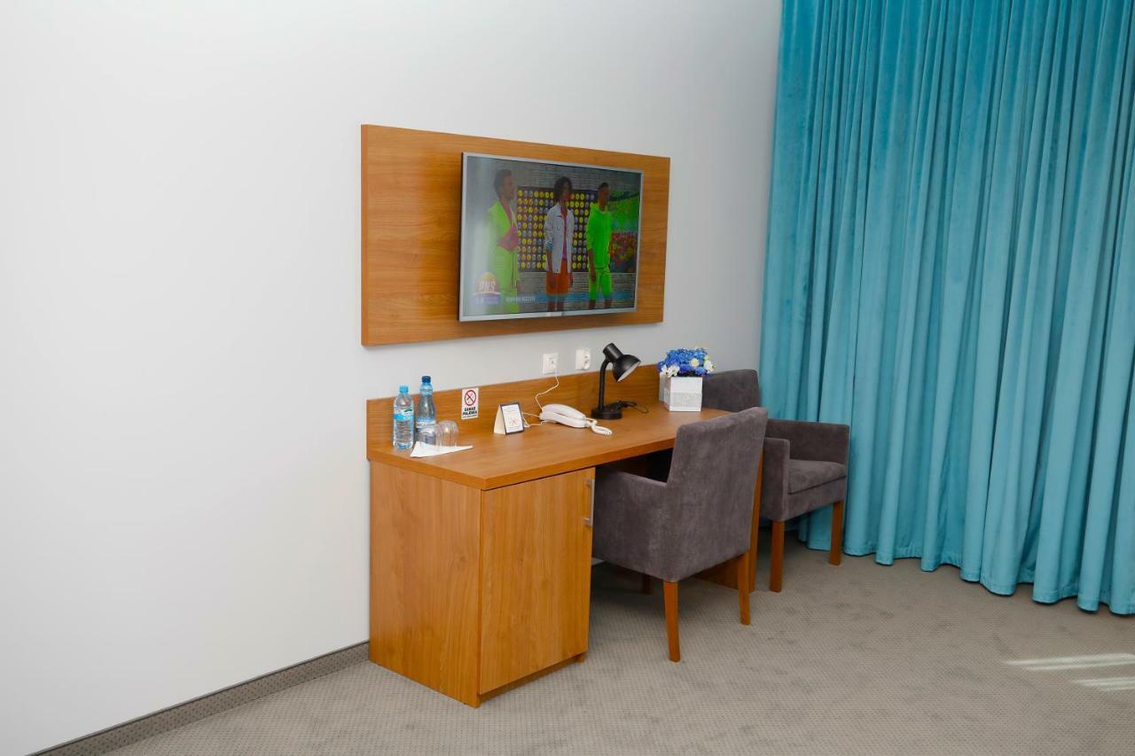 Stary Mlyn Hotel Świdnica Kültér fotó